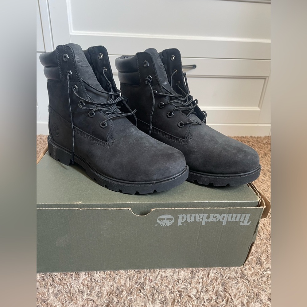 Timberland Black Nubuck Leather Boots with Waterproof Construction
